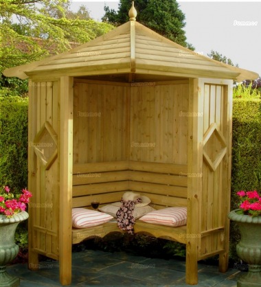 Corner Arbour 088